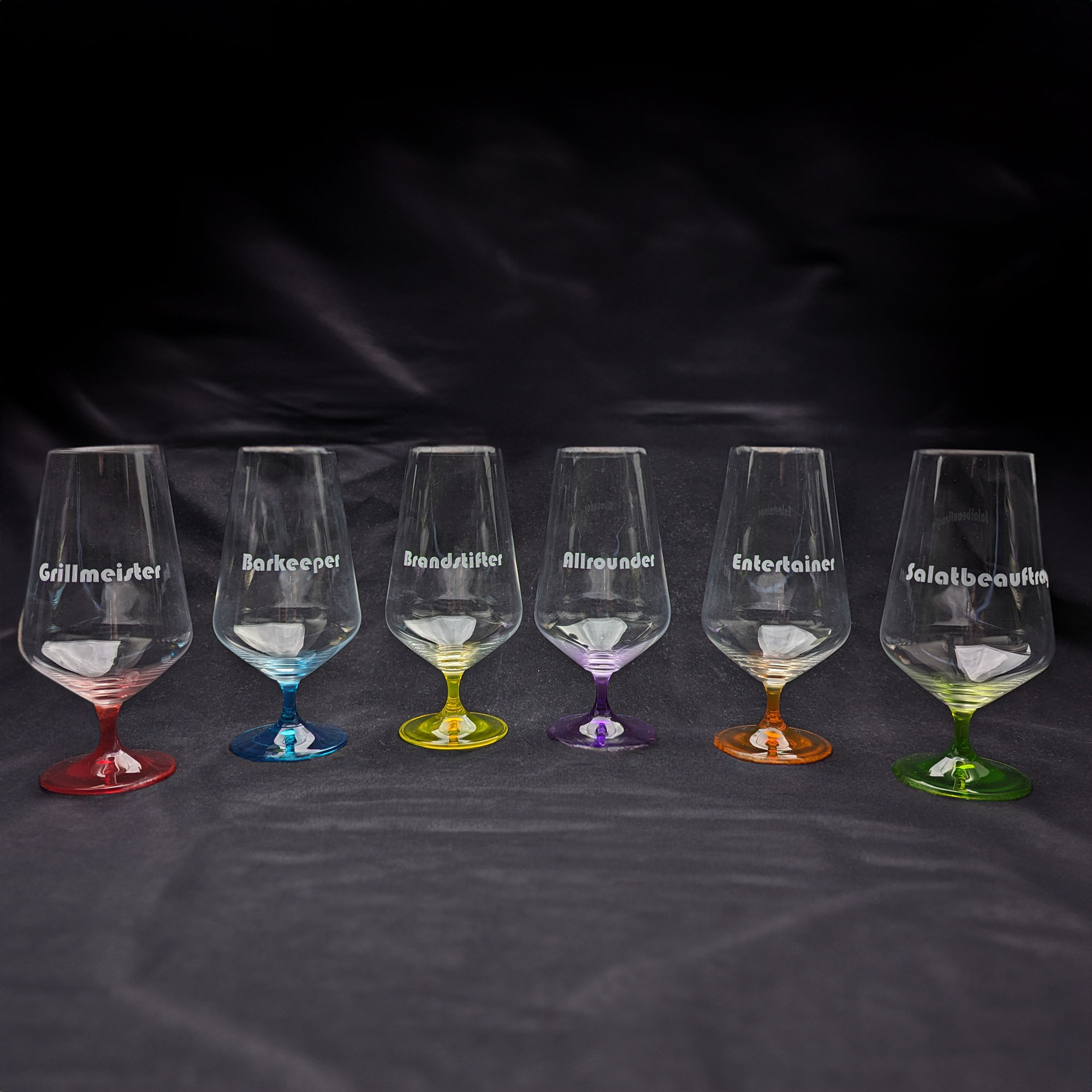 6 Biergläser "Grill Set" mit verschiedenen Gravuren / Farben